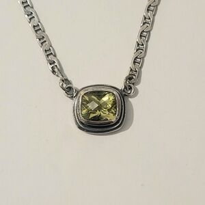 Chic 925 Sterling Silver Necklace with Lemon Gemstone